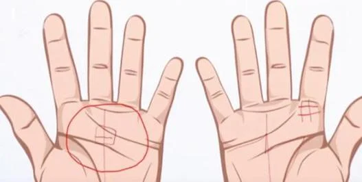 手相有个田字_1