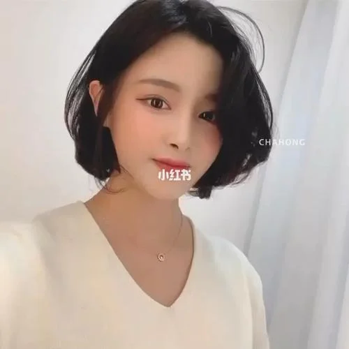 梦见头发断了一大截变成短发-梦里头发成短发