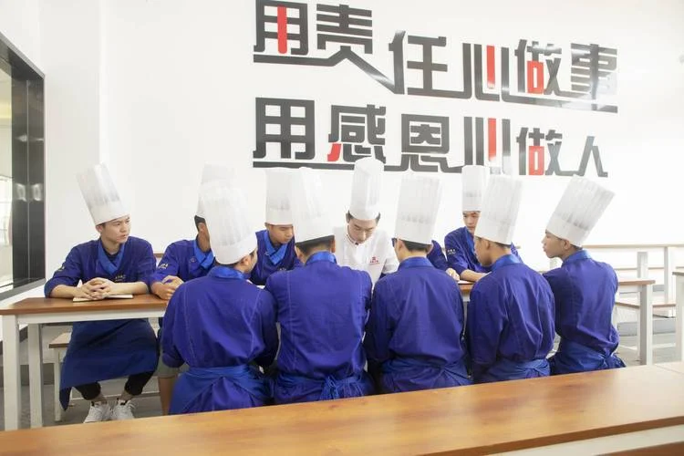 华南厨师培训学校报名_2