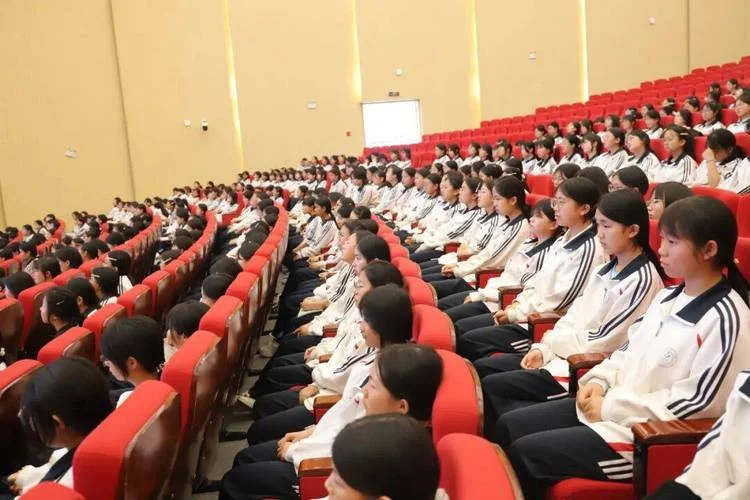 盘州市第二中学高娅-高娅，盘州市二中