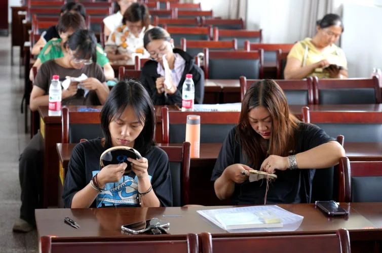 手工刺绣培训报名_2