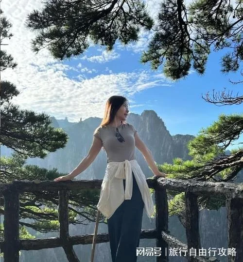 十一黄山旅游穿衣攻略_1