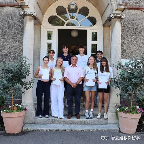 英国留学寄宿条件-
