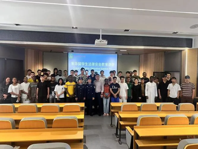 留学生党组织_1