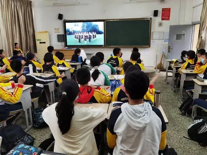 南湖中学2021入学条件_1