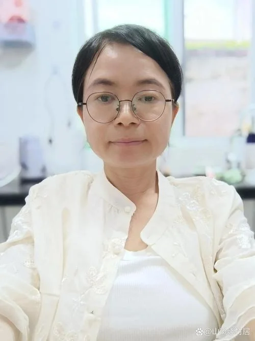 丧偶的女人面相_1