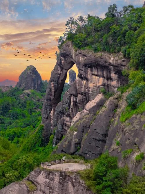 江西最佳旅游景点-江西旅游必去景点