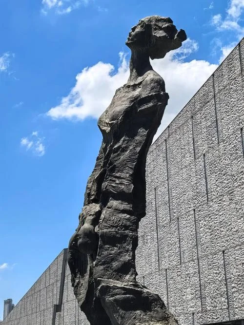 为什么要铭记历史_1