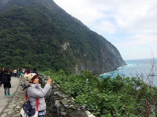 高雄到台北多少公里_1