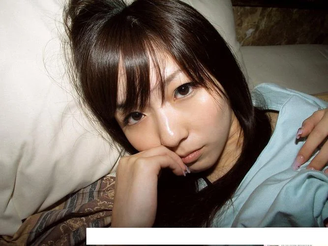 求此女出处 李毅吧_1